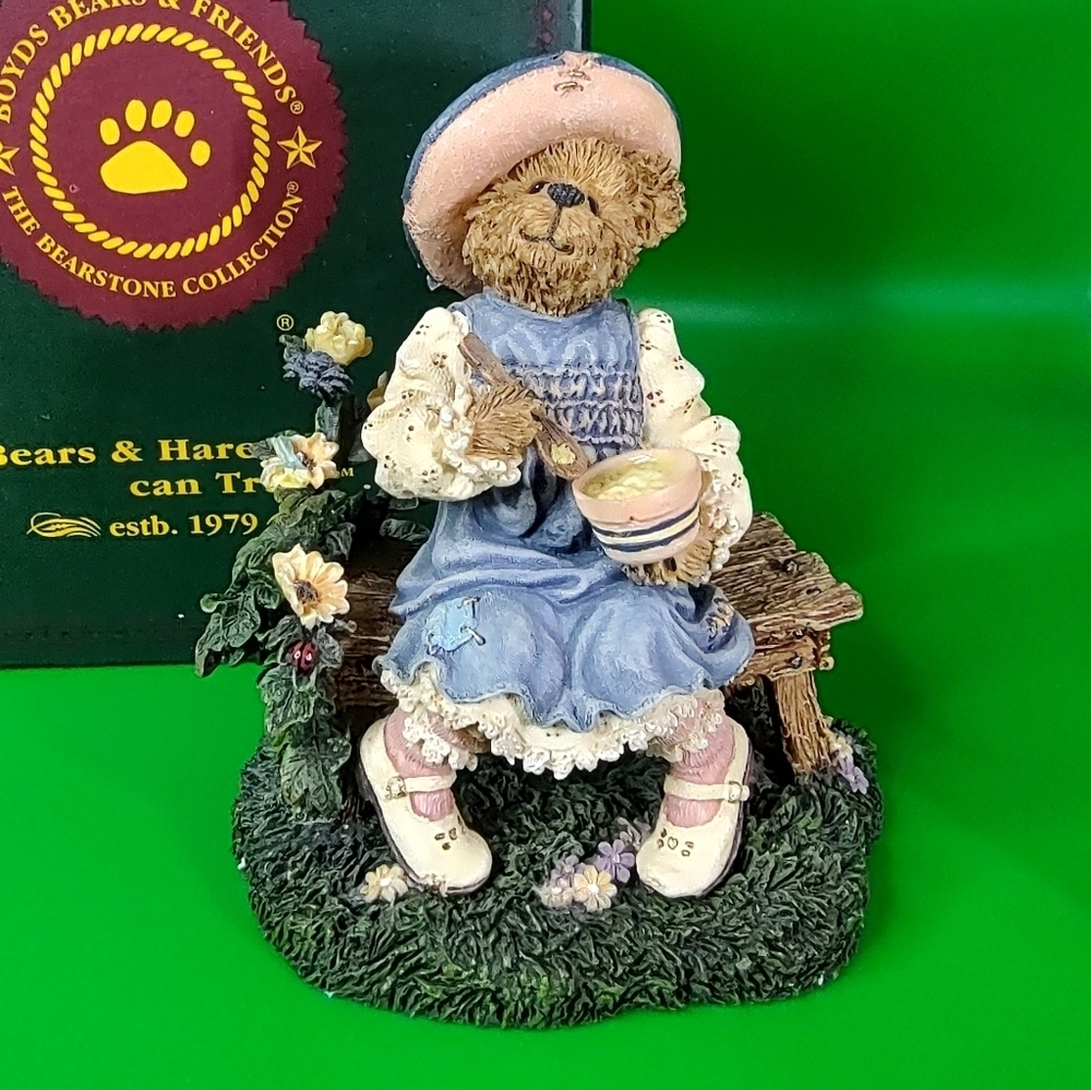 This Boyds Bears figurine, titled "Lil' Miss Muffet...What's in the Bowl?"
